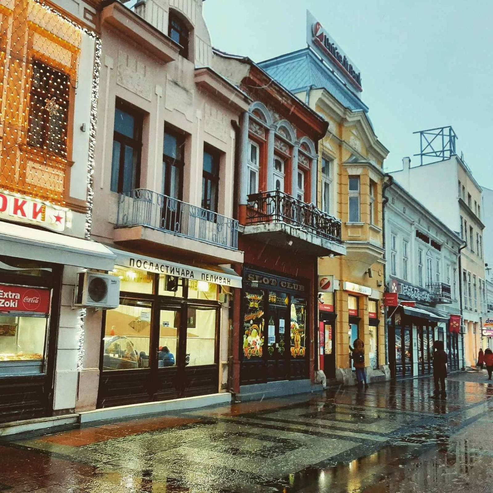 Akvarius Ni Esterno foto